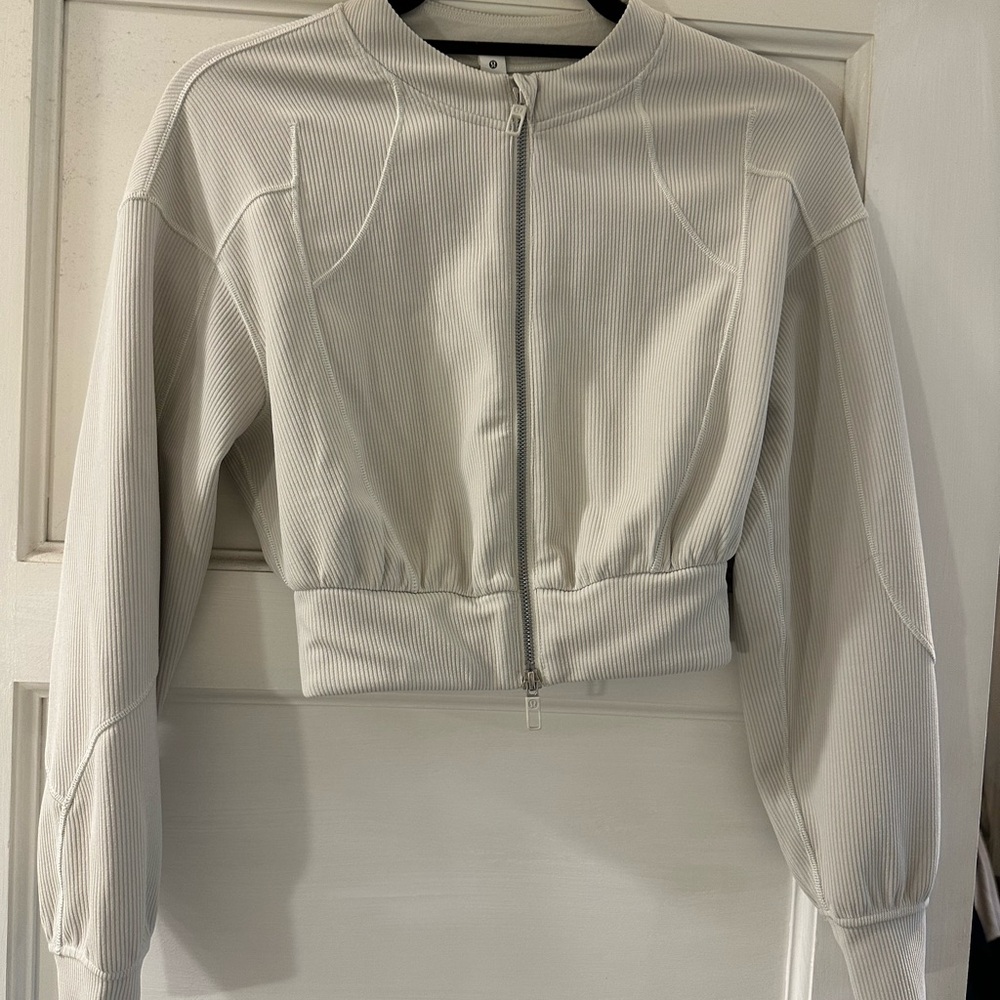 Lululemon Athletica Cream Bomber Jacket with Fitted Silhouette